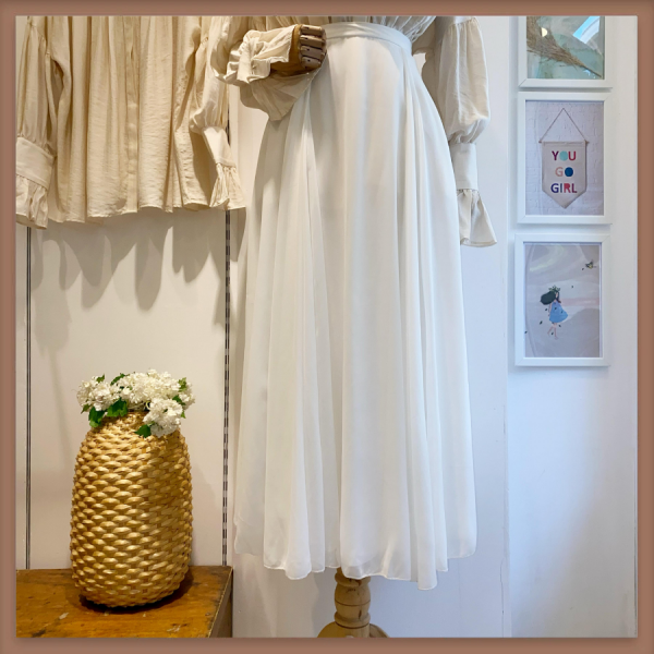 Beyaz İki Pileli Şifon Etek