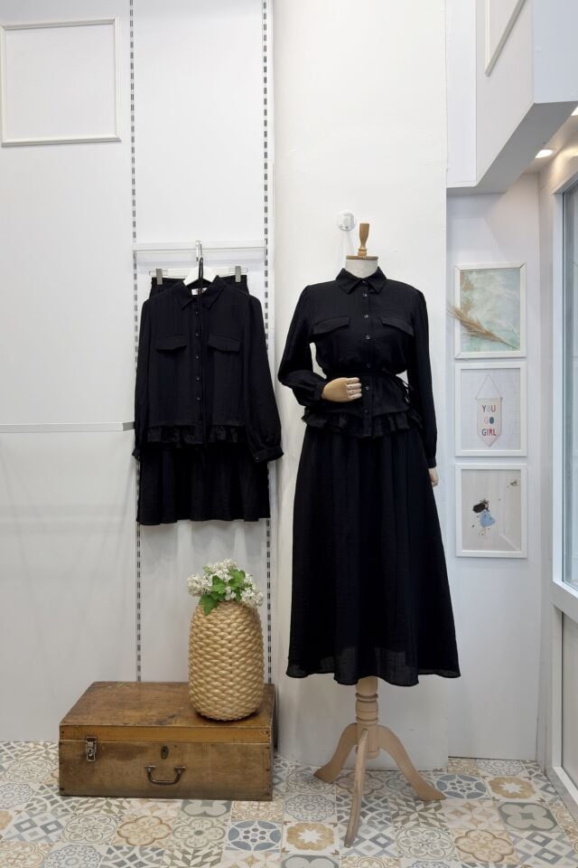 Siyah Kırinkıl Kumaş Dantel Detaylı Takım