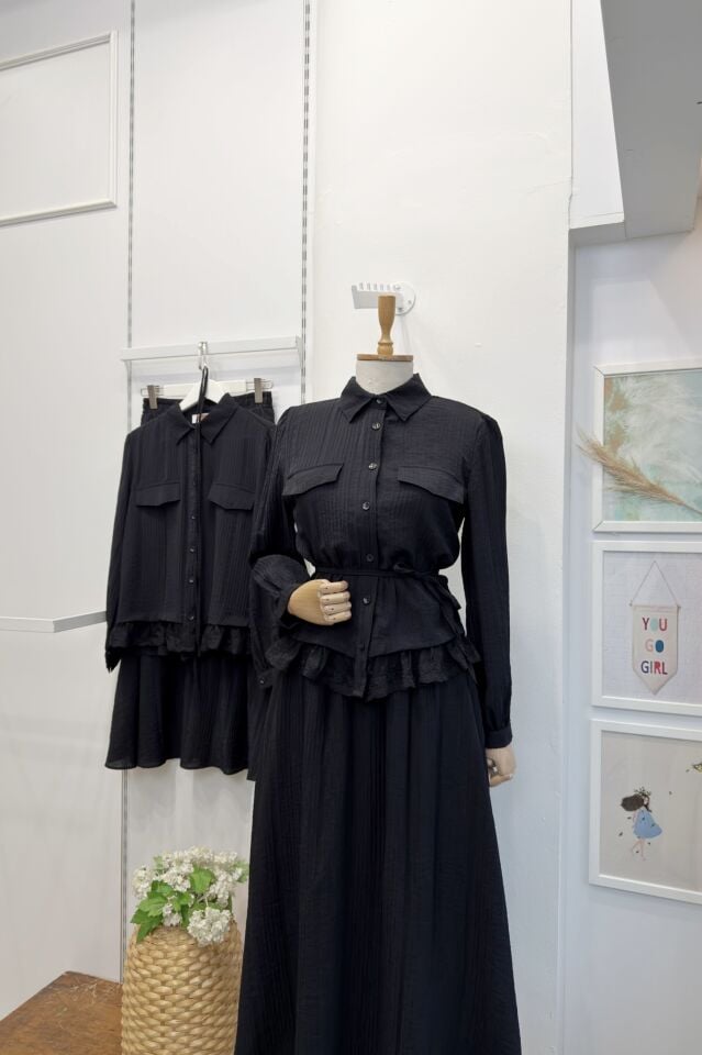 Siyah Kırinkıl Kumaş Dantel Detaylı Takım