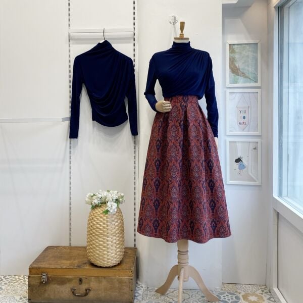 Kırmızı Etnik Desenli Pileli Etek