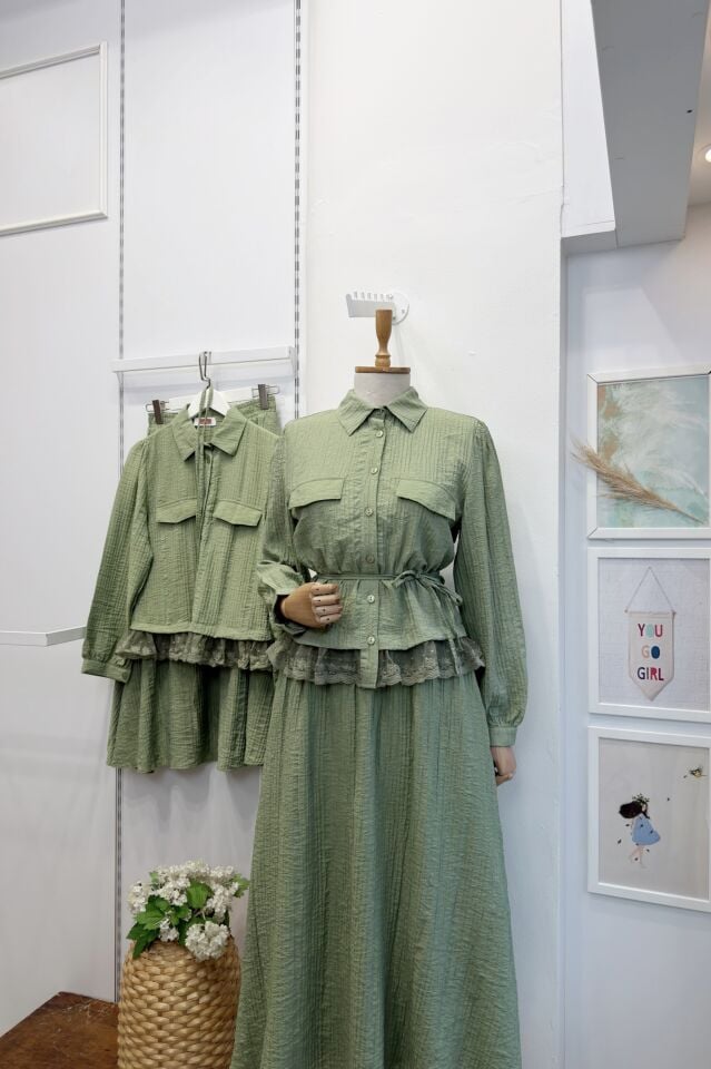 Yeşil Kırinkıl Kumaş Dantel Detaylı Takım