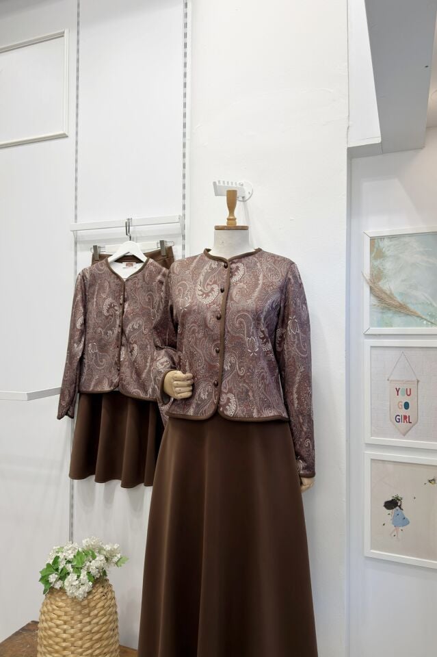 Kahverengi Etnik Desenli Scuba Takım