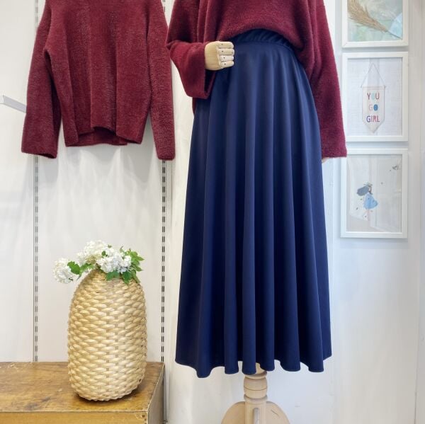 Beli Lastikli Lacivert Crep Kloş Etek