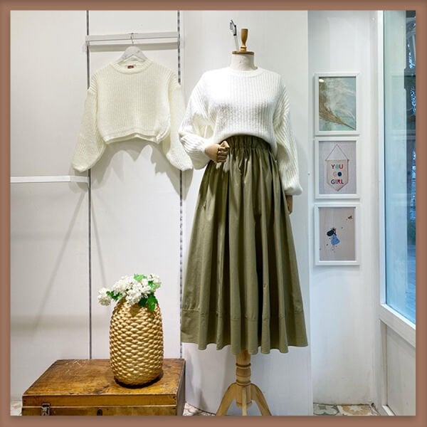 Dikiş detaylı çağla yeşili poplin etek