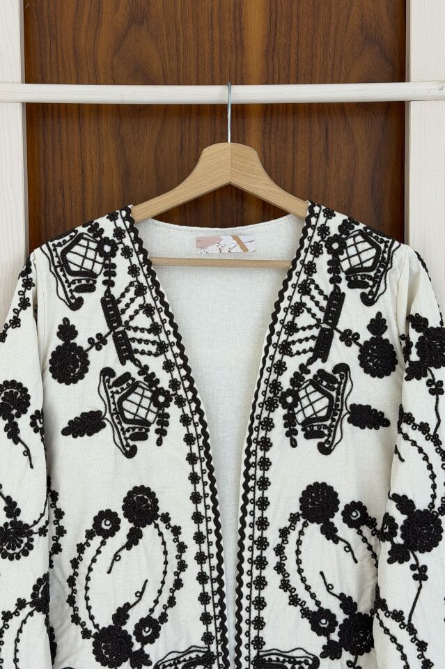 Kahverengi Nakışlı Luvina Ceket