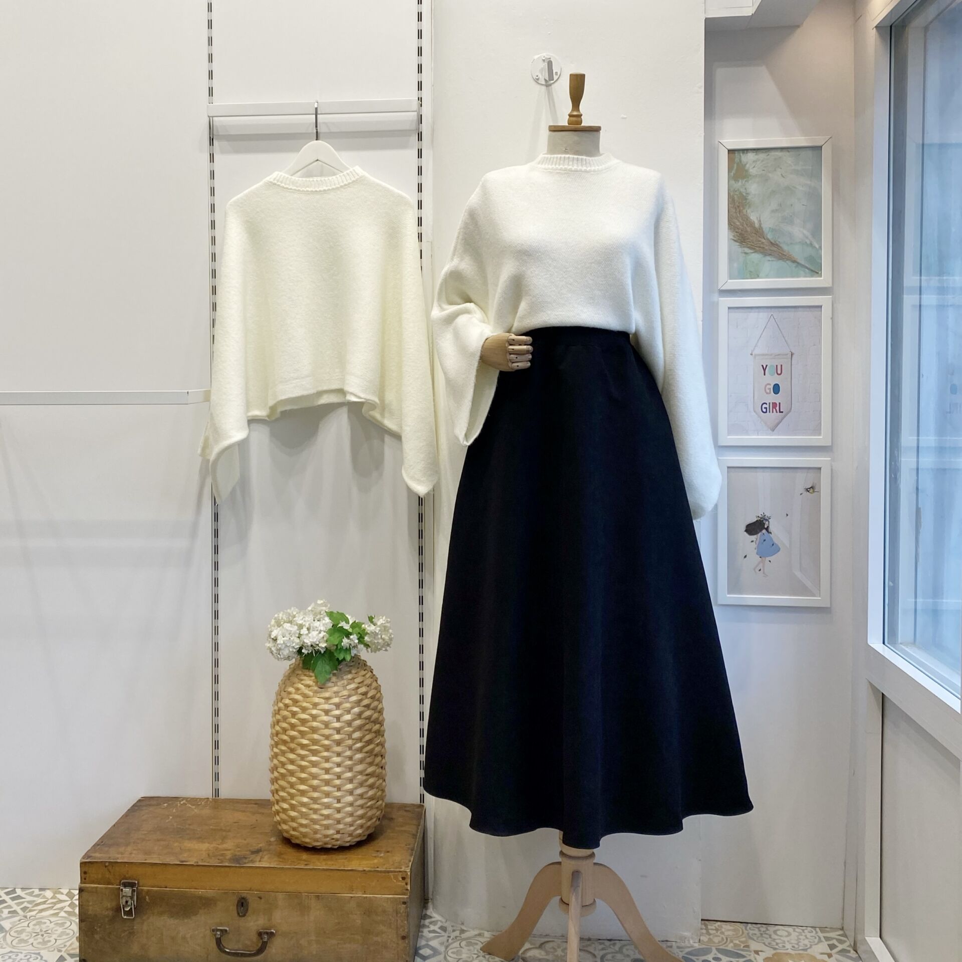 Siyah Nubuk Kumaş Kloş Etek