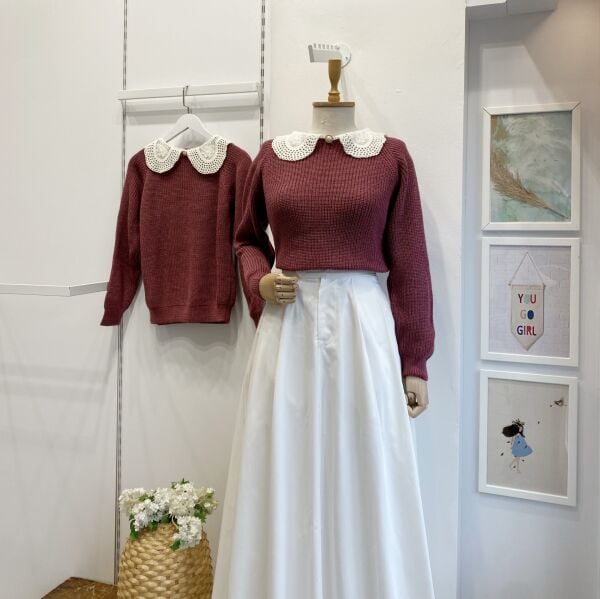 İnci Broşlu Gül Kurusu Kazak