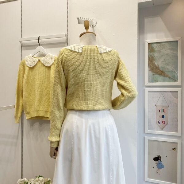 İnci Broşlu Sarı Kazak