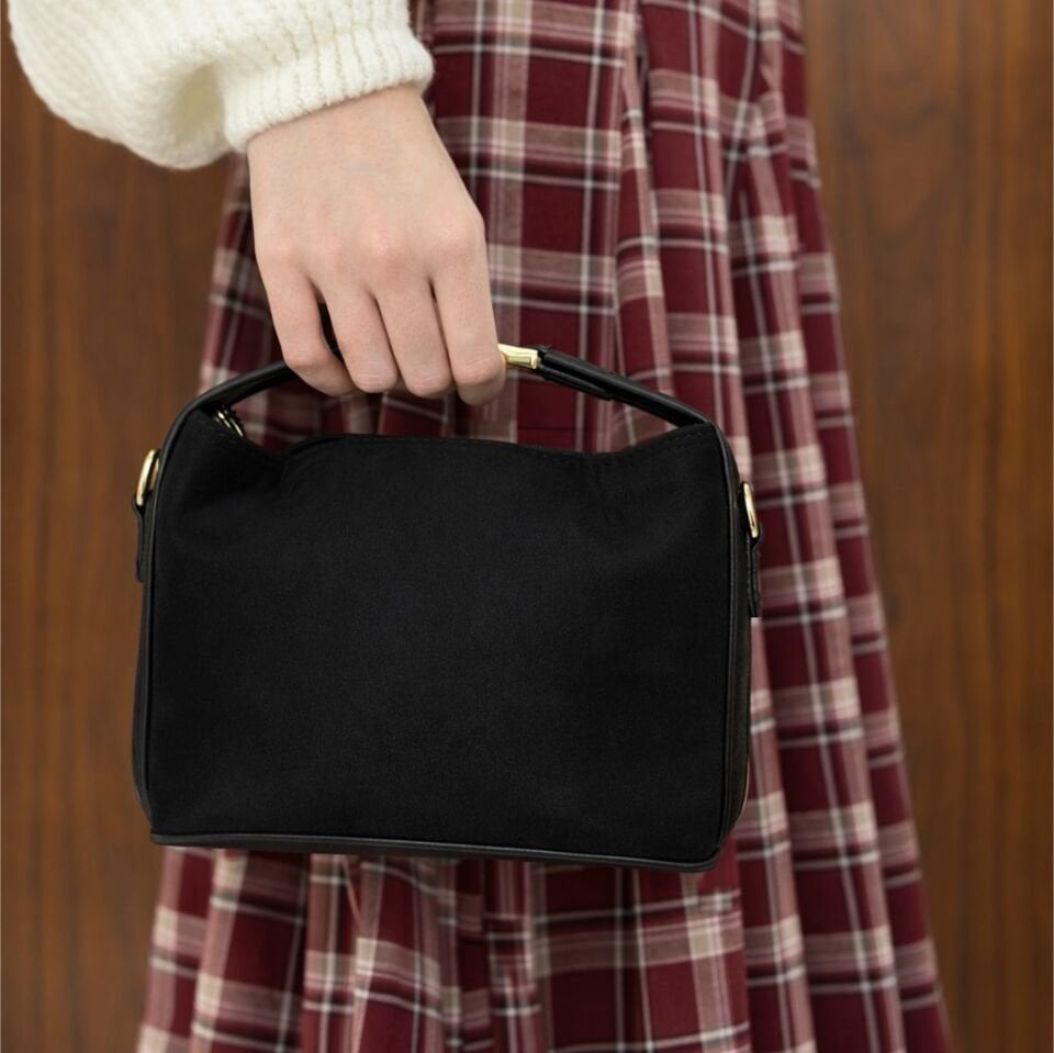 Siyah Beatrice Süet Çanta