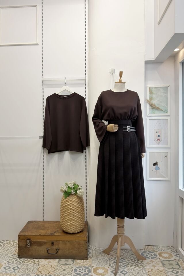 Kahverengi Kemer Detaylı Pötikare Solenne Etek