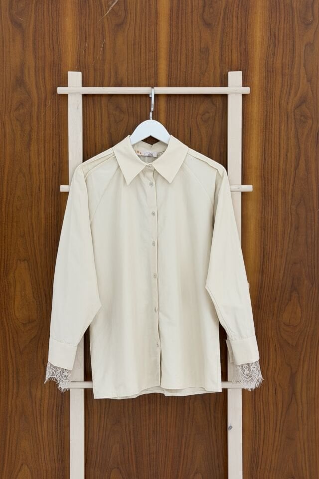 Krem Dantel Detaylı Elan Gömlek