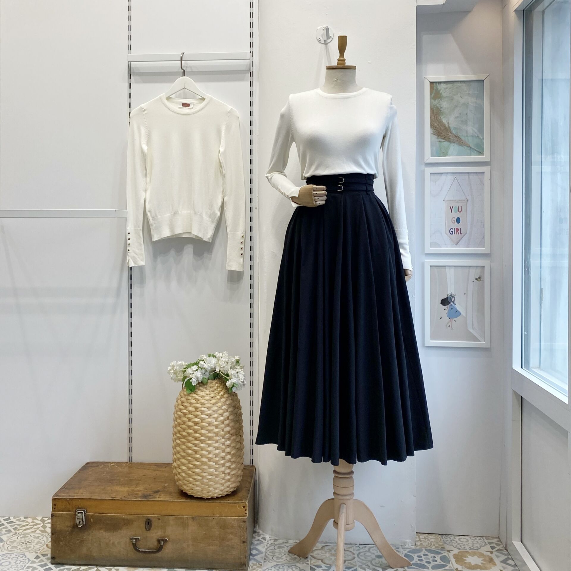 Siyah İki Kemerli Fiorite Etek