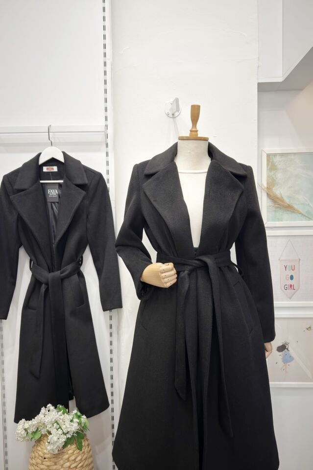 Siyah Silvana Kaşe Kaban