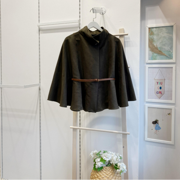 Haki Yeşili Süet Kumaş Pelerin Ceket