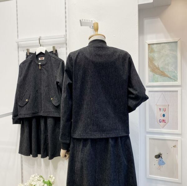 Siyah Fermuar Detaylı Kot Takım