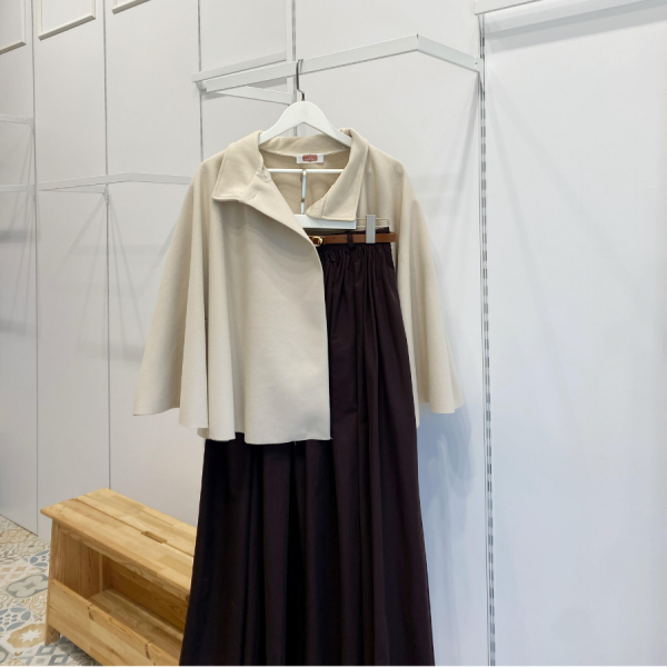 Krem Kaşe Kumaş Pelerin Ceket