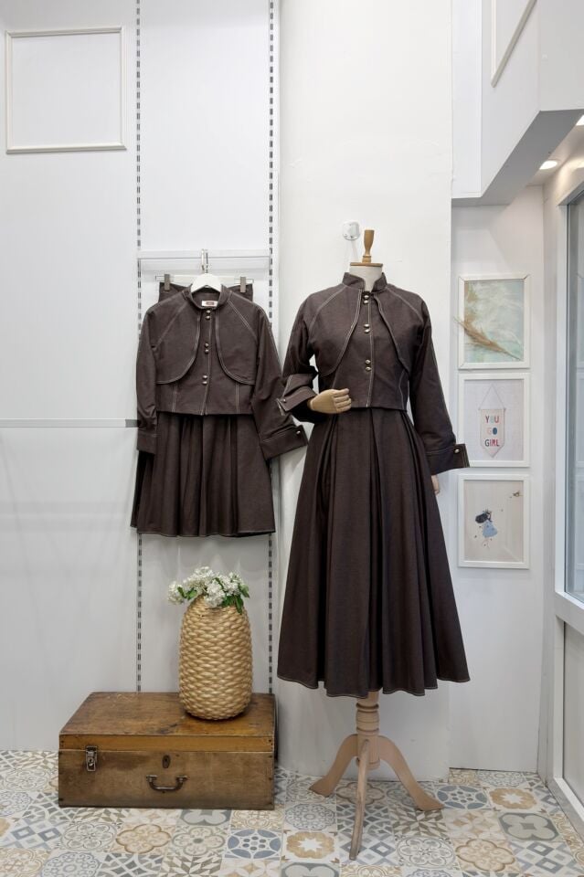 Kahverengi Gold Düğmeli Caledon Takım