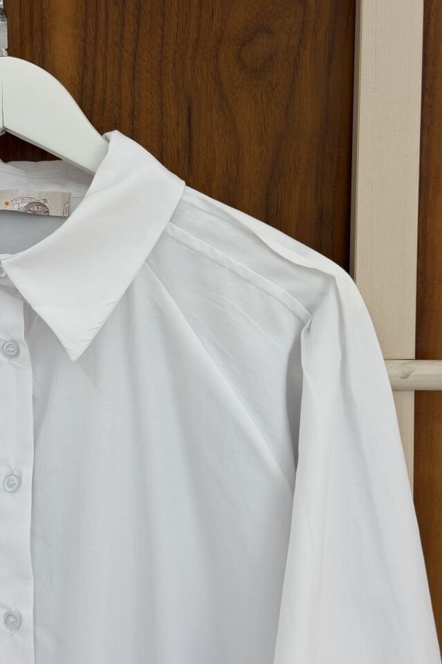 Beyaz Dantel Detaylı Elan Gömlek