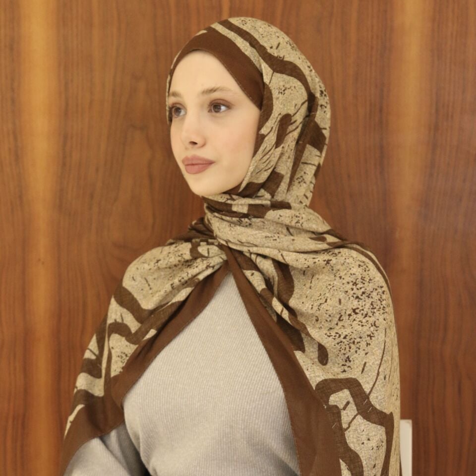 Dapple Kahverengi Desenli Şal