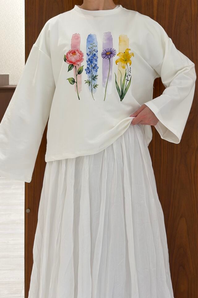 Flower Baskılı Beyaz Oversize Bluz (ÖN SİPARİŞ)