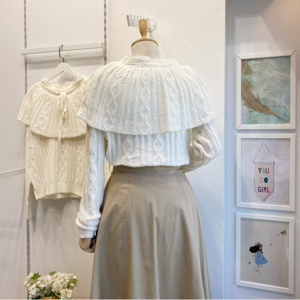 Ekru Kurdele Detaylı Fiore Kazak