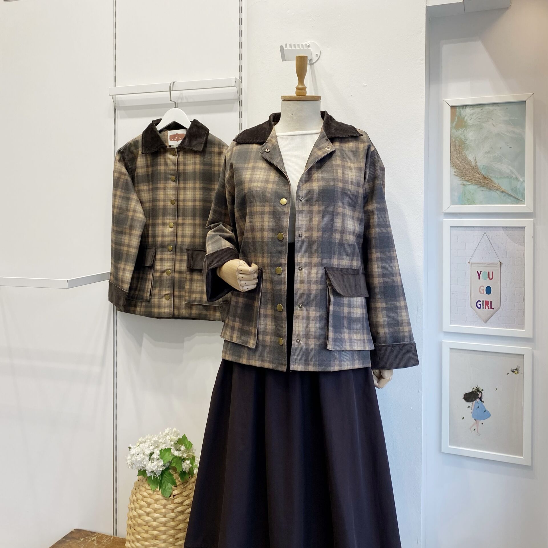 Kahverengi Ekoseli Çıtçıt Düğmeli Ceket