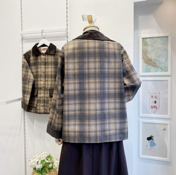 Kahverengi Ekoseli Çıtçıt Düğmeli Ceket