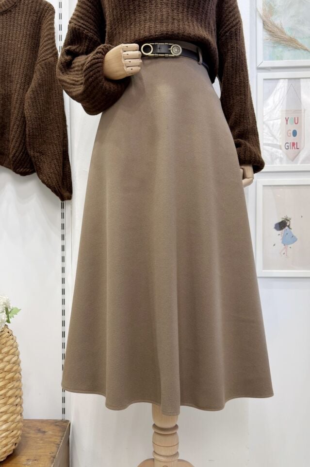 Koyu Vizon Kemerli Kaşe Kloş Etek