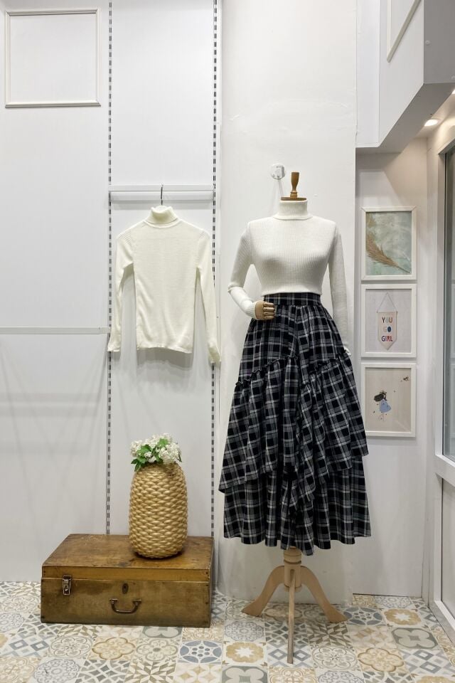 Beli Fermuarlı Ekose Desenli Siyah Ajouter Etek