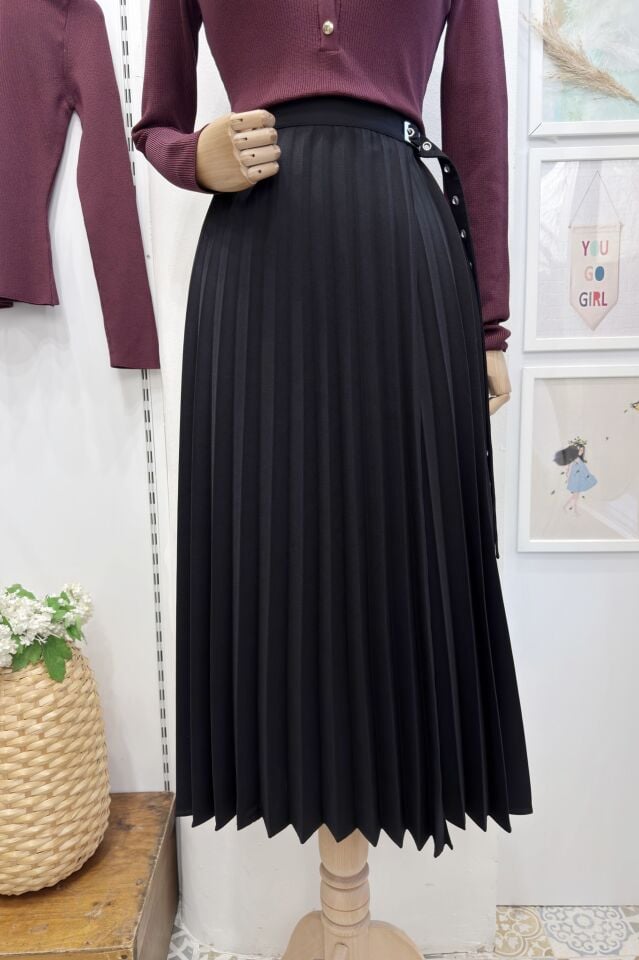 Siyah Piliseli Edith Anvelop Etek