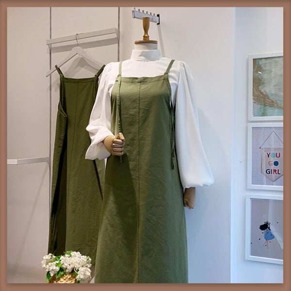 Haki yeşili ince gabardin askı detaylı jile