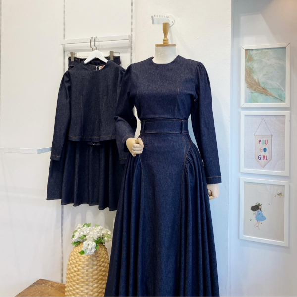 Trove Eteği Detaylı Kot Takım