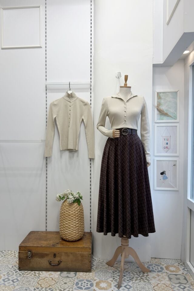 Kahverengi Yuvarlak Tokalı Velata Kadife Etek