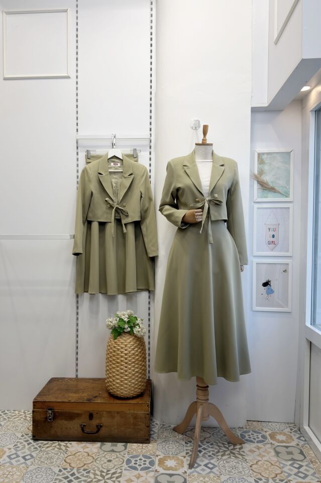 Uçuk Yeşil Ceketli Noire Takım