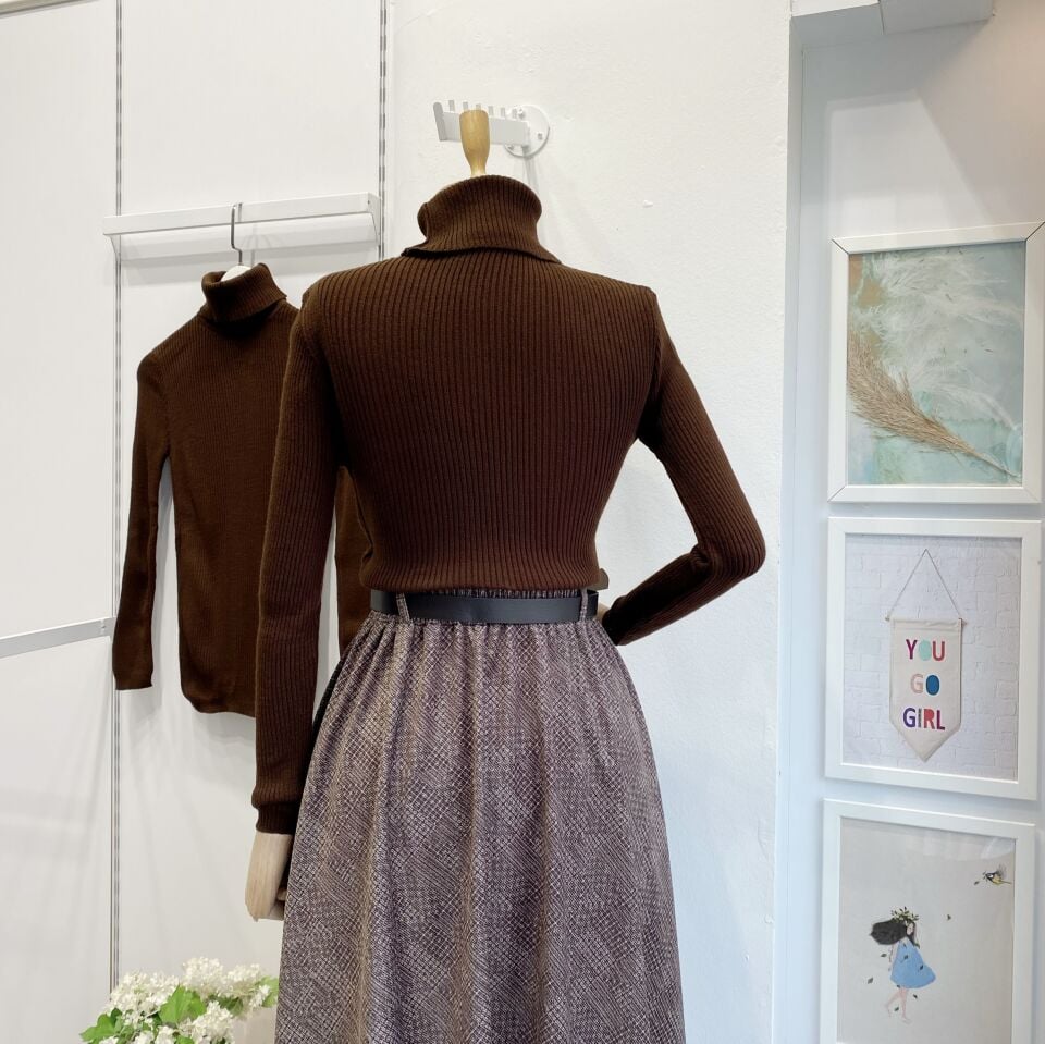 Kahverengi  Düz Yakalı Triko İçlik