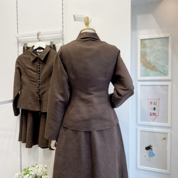 Acı Kahve Bağcık Detaylı Süet Takım