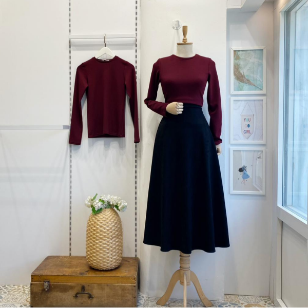 Siyah Kloş Model Süet Etek