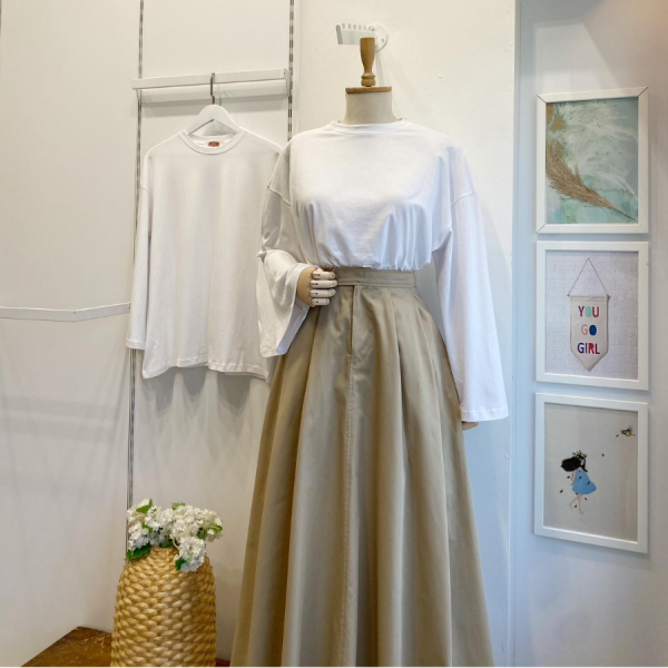 Beyaz Dökümlü Basic Bluz