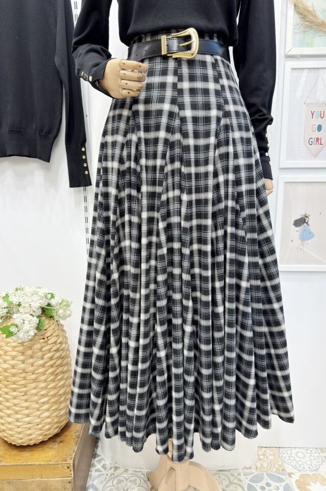 Minik Ekoseli Siyah Deri Kemerli Ekoseli Grazia Etek No 77