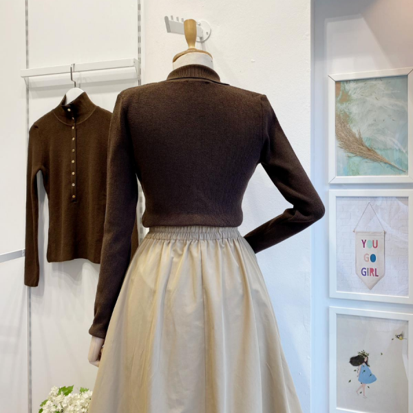 Kahverengi Dik Yaka Triko Bluz