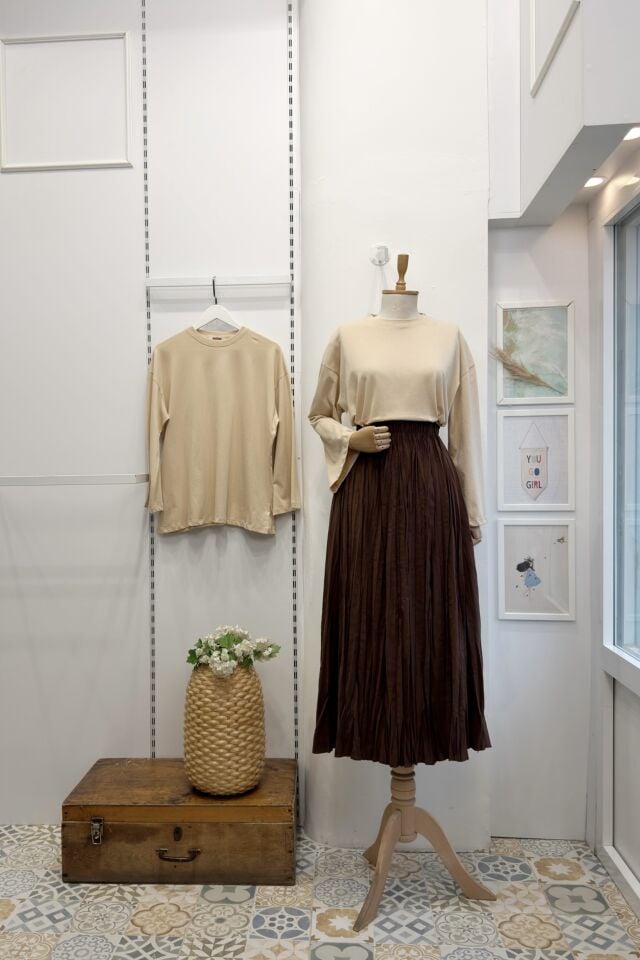 Krem Dökümlü Basic Bluz