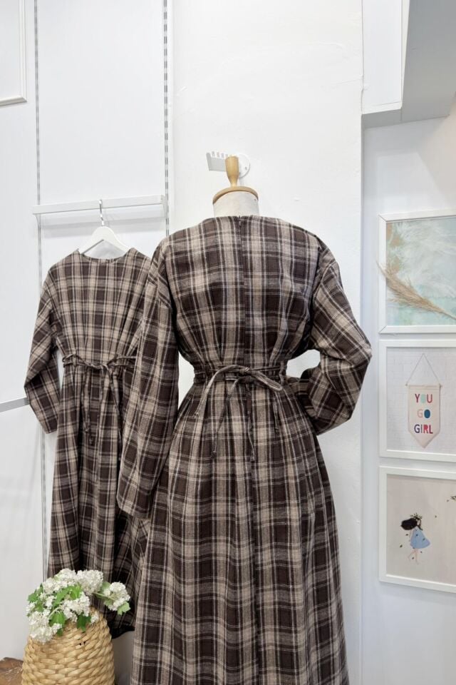 Acı Kahve Ekose Desenli Alize Elbise