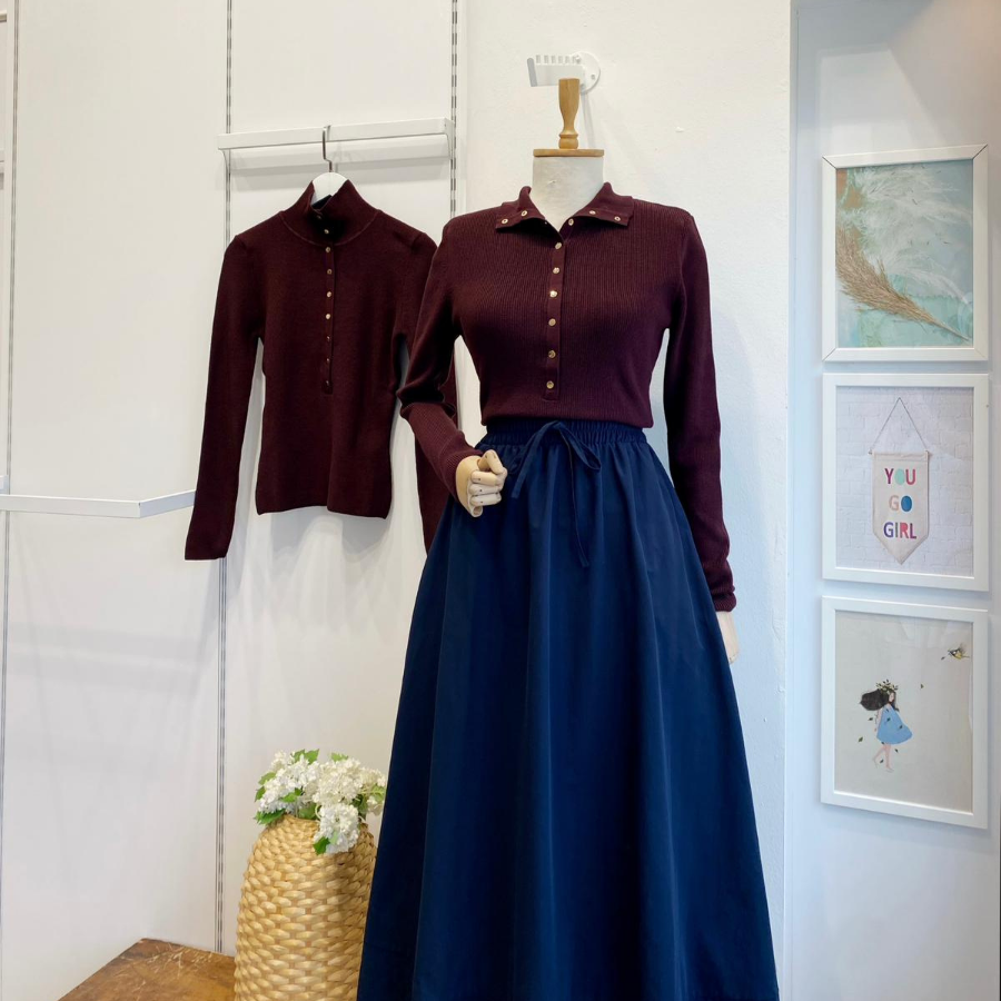 Bordo Dik Yaka Çıtçıtlı Triko Bluz