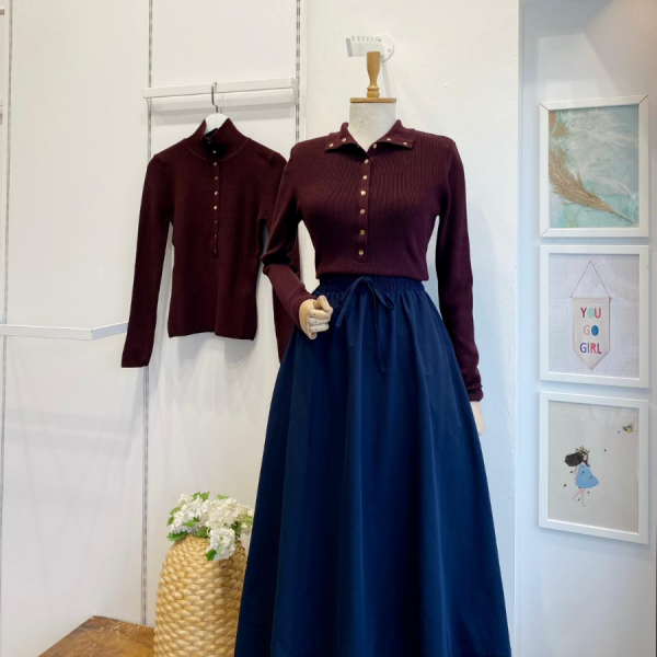 Bordo Dik Yaka Düğmeli Triko Bluz