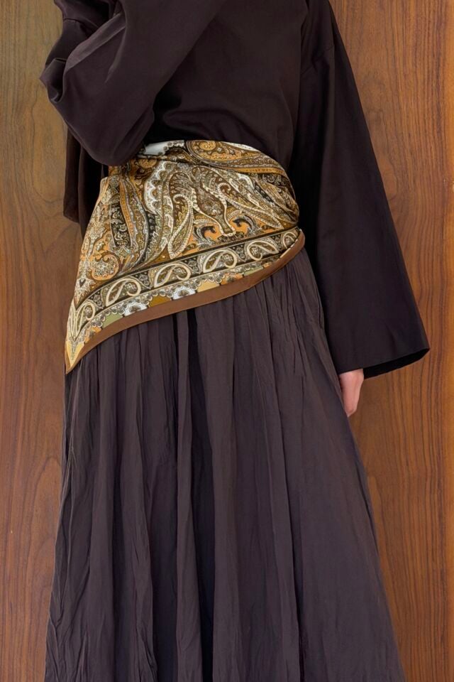 Kahverengi Şal Desenli Roselle Bel Aksesuarı x Omuz Şalı