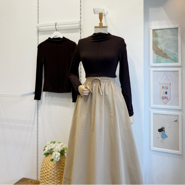 Dikiş Detaylı Kahverengi Likralı Bluz