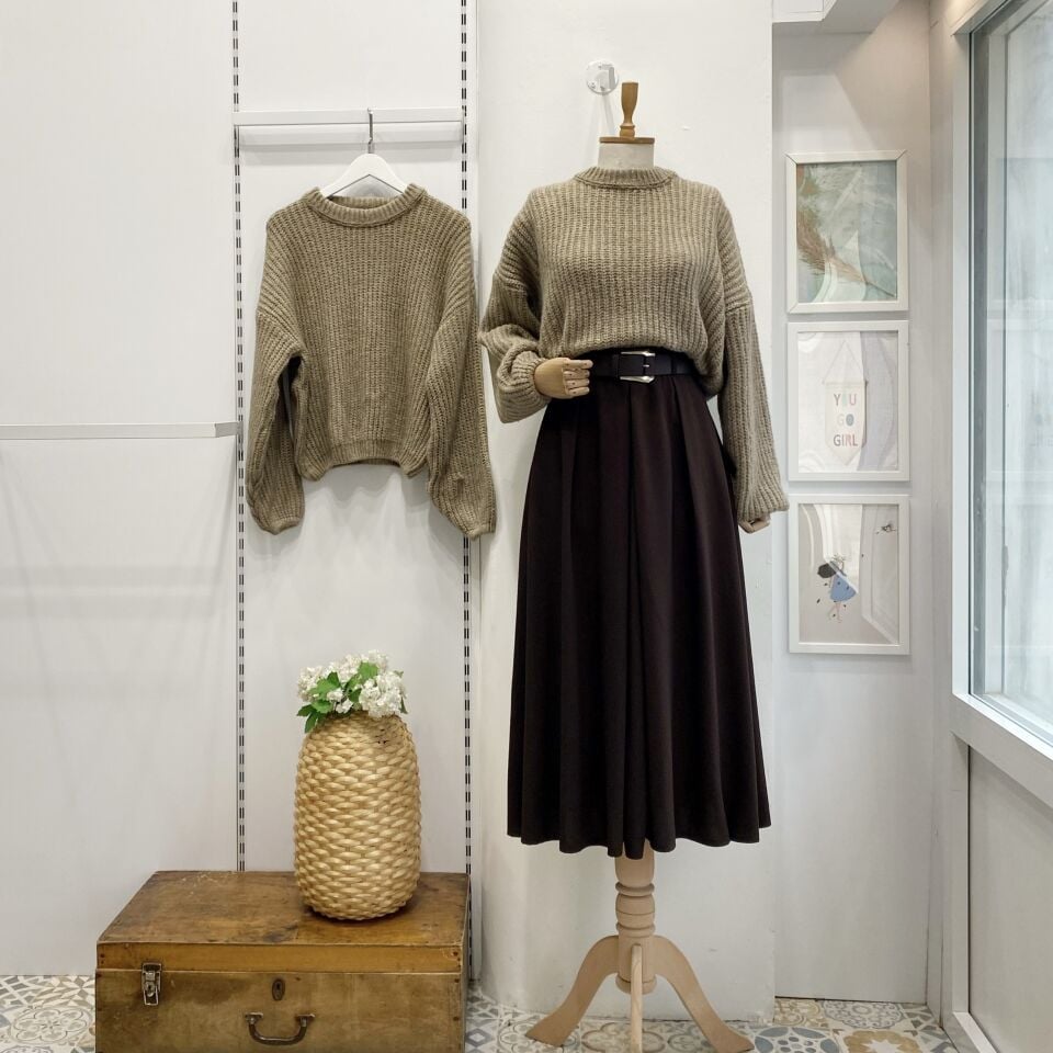 Kahverengi Pileli Kemer Detaylı Poliviskon Etek