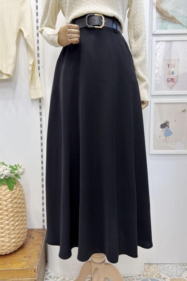 Siyah Kemerli Saphire Etek