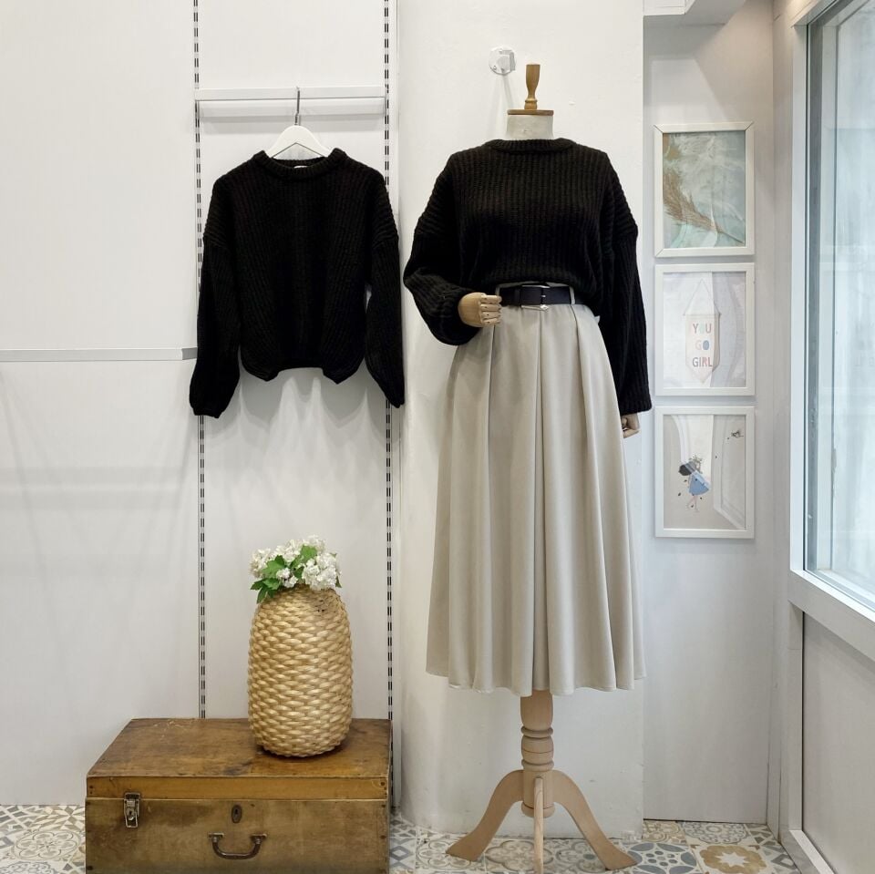 Krem Pileli Kemer Detaylı Poliviskon Etek