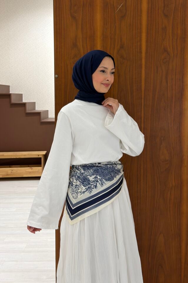 Beyaz Pena Basic Bluz